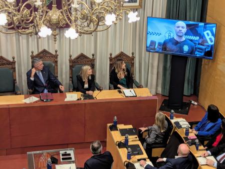 Jordi Fernández participó en su homenaje por videoconferencia .