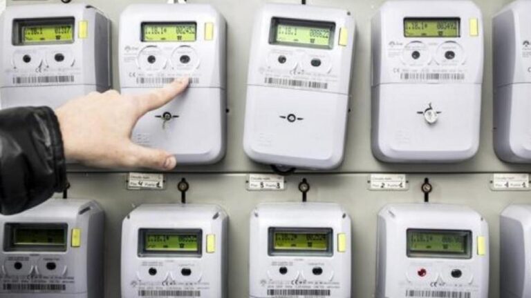 Precio de la luz: ¿cuál es la hora más barata de hoy jueves 1 de mayo?