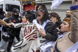Al menos 400 detenidos al tratar de manifestarse por el 1 de Mayo en Estambul