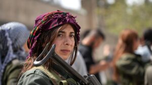 Azerbaiyán media entre Turquía e Israel para evitar la colisión en Siria
