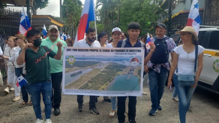 En Panamá las manifestaciones contra la élite económica ya incluyen: “¡Yankis go home!”
