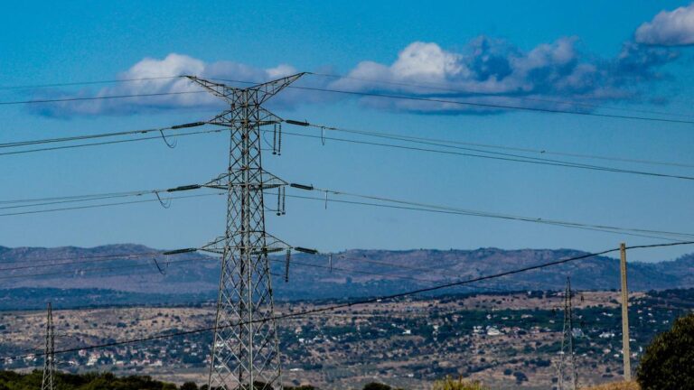 La bajada de los precios de la energía modera la inflación una décima, hasta el 2,2%