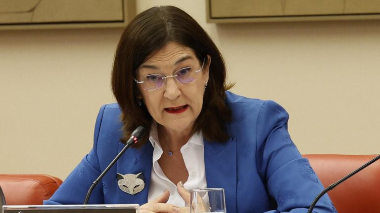 La CNMC amplía la investigación sobre el apagón eléctrico a las telecomunicaciones y los trenes