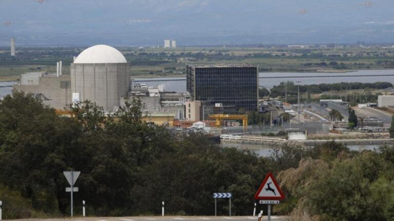 Las nucleares ultiman una inversión que deje Almaraz lista para operar tres años más