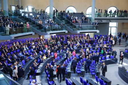 Lawmakers at the Bundestag in Berlin, Germany, on Tuesday, May 6, 2025. Friedrich Merz has vowed to hit the ground running when he takes over as German chancellor on Tuesday, pledging swift action to galvanize Europes biggest economy, restore Berlins leadership role on the global stage and address voter concerns about irregular migration.