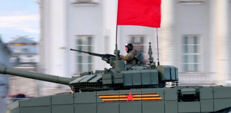 Rusia ensaya el desfile militar previo al aniversario del fin de la Segunda Guerra Mundial