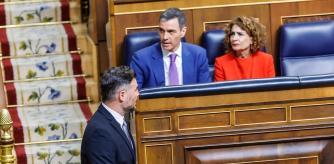 El presidente del Gobierno, Pedro Sánchez, comparece ante el Pleno del Congreso para informar del plan de defensa y del apagón masivo del 28 de abril en un ambiente muy crispado y entre incesantes ataques de la oposición al jefe del Ejecutivo, al que también reprochan casos de corrupción, caos ferroviario y falta de apoyos parlamentarios.