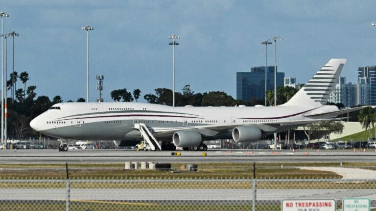 Un Air Force One de transición: el ansiado regalo de Qatar a Trump