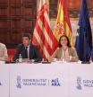 El presidente de la Generalitat y la consellera de Hacienda junto al presidente de la Cámara y el presidente de la patronal.