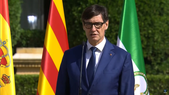 Sánchez defiende la diversidad territorial y lingüística de España frente al rechazo de Ayuso