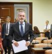 El presidente ejecutivo de Telefónica, Marc Murtra, a su llegada a la compareciencia ante la Comisión Mixta de Seguridad Nacional, en el Congreso de los Diputados, a 12 de junio de 2025, en Madrid (España). Murtra comparece para a informar sobre las líneas generales para la seguridad nacional que seguirá como presidente de la compañía, de la que la Sociedad Estatal de Participaciones Industriales (SEPI) tiene el diez por ciento de las acciones, teniendo en cuenta que la propia SEPI justificó la reciente compra de acciones en que la empresa desarrolla actividades relevantes para la economía y el tejido productivo, incluyendo las relacionadas con la seguridad y la defensa.