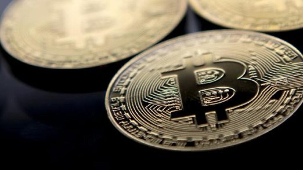 El bitcoin marca nuevos máximos históricos y ronda los 120.000 dólares