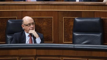 Pleno en el congreso de los Diputados Cristobal Montoro