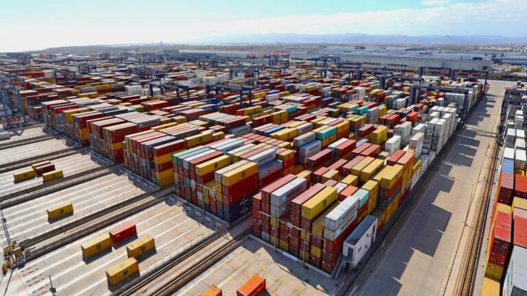 Los aranceles obligan a los exportadores españoles a afinar la ingeniería aduanera