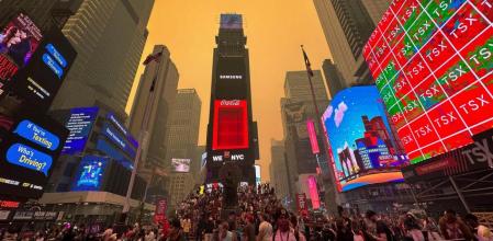 Nueva York desaparece engullida por el humo de los incendios de Canadá