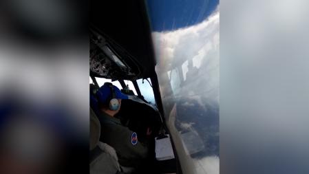 Así es como la Fuerza Aérea de EE. UU. atraviesa los embates del huracán Erin