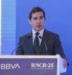 Las fusiones bancarias bullen en Europa entre opas hostiles y resistencia política