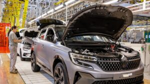 Los coches híbridos son los más vendidos en Europa, con una cuota del 35%