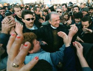 Muere a los 95 años Ion Iliescu, el primer presidente de la Rumanía democrática