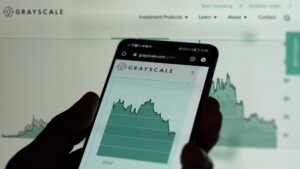 Bitcoin cash, hedera y litecoin aceleran en la carrera hacia un ETF