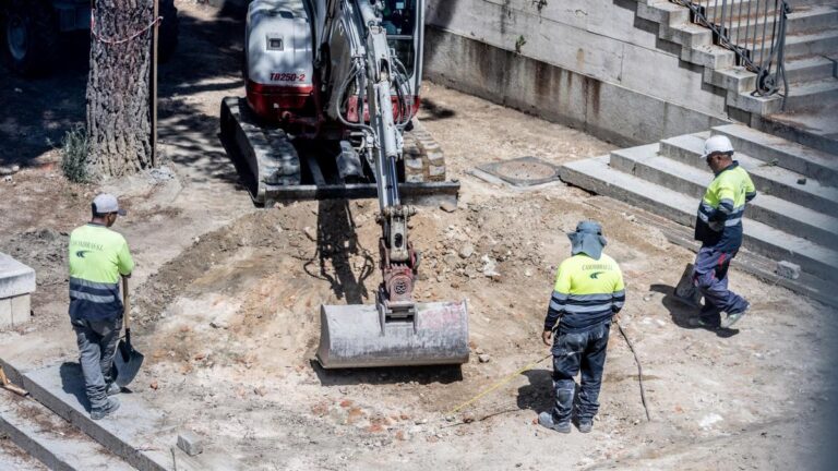 El final del verano provoca la destrucción de 199.000 empleos, la mayor caída en agosto en seis años