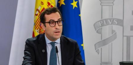 El ministro de Economía, Carlos Cuerpo, tras el Consejo de Ministros (Dani Duch)
