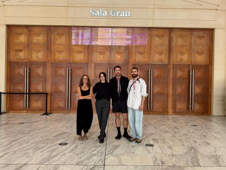 Carme Portaceli junto a Maria Arnal, Marcos Morau y el bailarín de La Veronal Fabio Calvisi