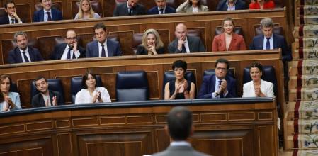 Alberto Núñez Feijóo y Pedro Sánchez en la sesión de control (Dani Duch)