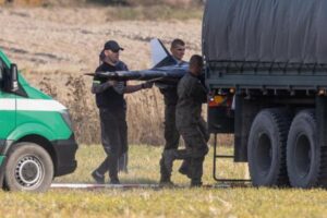 Francia envía tres cazas de combate para proteger el espacio aéreo de Polonia y Europa del Este