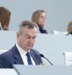 El CEO del Banco Sabadell, César González-Bueno, durante la junta general extraordinaria de accionistas de Banco Sabadell, a 6 de agosto de 2025, en Sabadell, Barcelona, Catalunya (España). Banco Sabadell tiene previsto celebra hoy las dos juntas de accionistas extraordinarias en las que se decidirá tanto la venta del banco británico TSB como el reparto de un 'macrodividendo' de 2.500 millones de euros. El consejo de administración del banco confía en sacar adelante estas votaciones, gracias a las delegaciones de voto con las que ya cuenta y con las recomendaciones de voto de 'proxy advisors' como ISS o Glass Lewis.