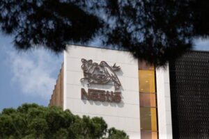 Nestlé destituye a su consejero delegado por una relación amorosa con una subordinada