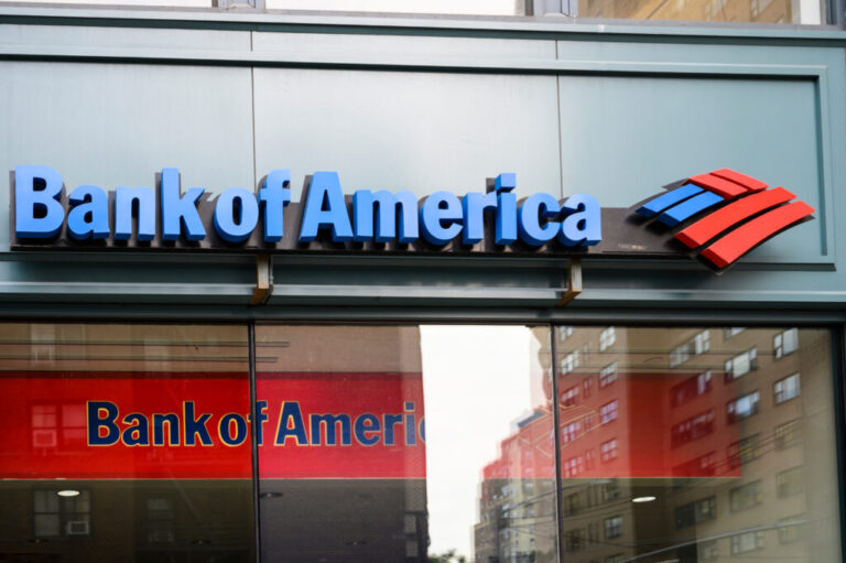 Bancos de Wall Street crean alianza para explorar lanzamiento de stablecoin