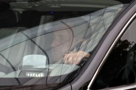 El expresidente francés Nicolas Sarkozy, a la salida de la Fiscalía Nacional Financiera