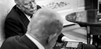 El presidente Donald Trump y el primer ministro israelí, Benjamin Netanyahu, celebran una conferencia de prensa conjunta para anunciar el plan de paz de Estados Unidos para Gaza. whitehouse