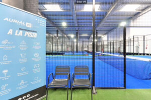 Els nostres clubs esportius integren pistes de pàdel, gimnàs i restauració