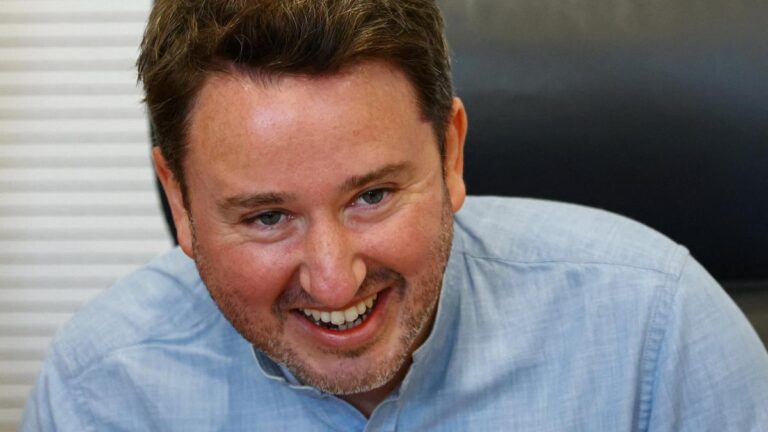 Francia descarta la tasa Zucman para gravar los altos patrimonios