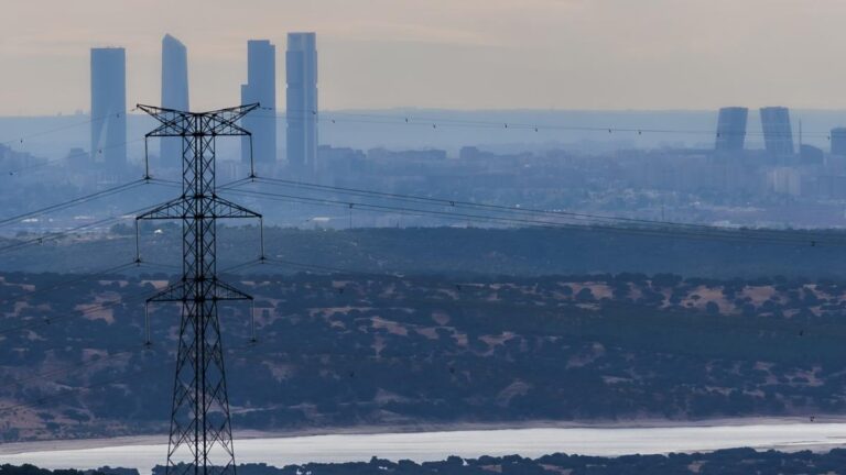 La inflación repunta más de lo esperado y se sitúa en el 3% por las gasolinas y la electricidad