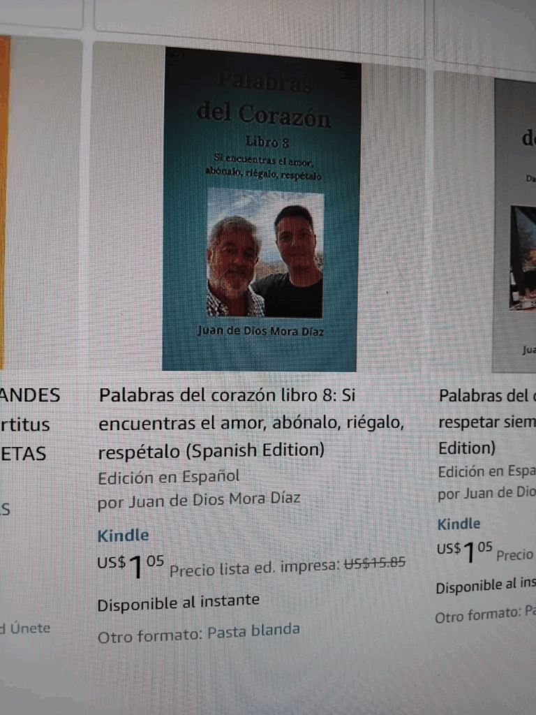 Fotografía de pantalla de monitor de PC en la que se ve el sitio web de Amazon y el libro "Palabras del corazón volumen 8".