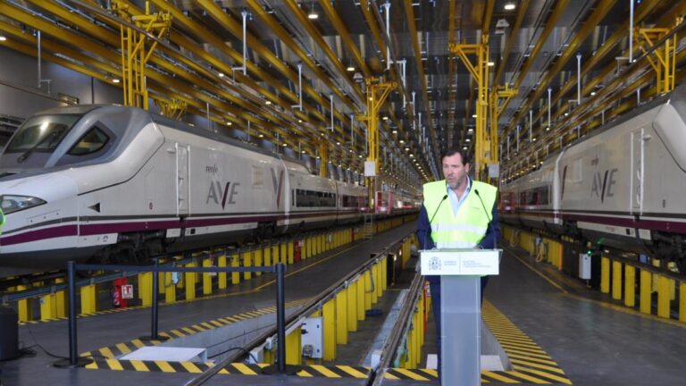 Renfe invertirá 1.000 millones de euros para modernizar sus talleres de mantenimiento