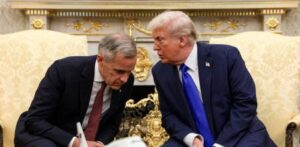 Trump rompe las negociaciones con Canadá al usar a Reagan en un anuncio contra los aranceles