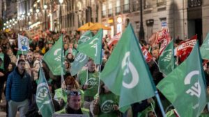 UGT, CCOO y CSIF convocan manifestaciones de funcionarios el 30 de octubre y amenazan huelga