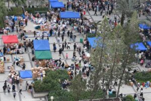 Atribuyen al poliestireno la violencia del incendio de Hong Kong, que deja 128 muertos