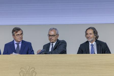 Puig ofreció un 20% de su capital al grupo de lujo Kering; Tatxo Benet se da de baja del Cercle d’Economia