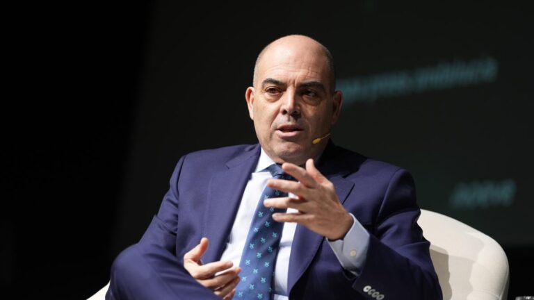 ATA denuncia al Gobierno en Bruselas por no eximir del IVA a los autónomos