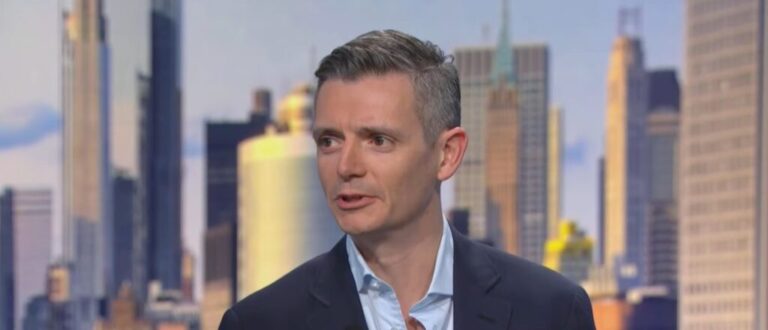 CoinShares tira la toalla con los ETF de XRP, solana y litecoin