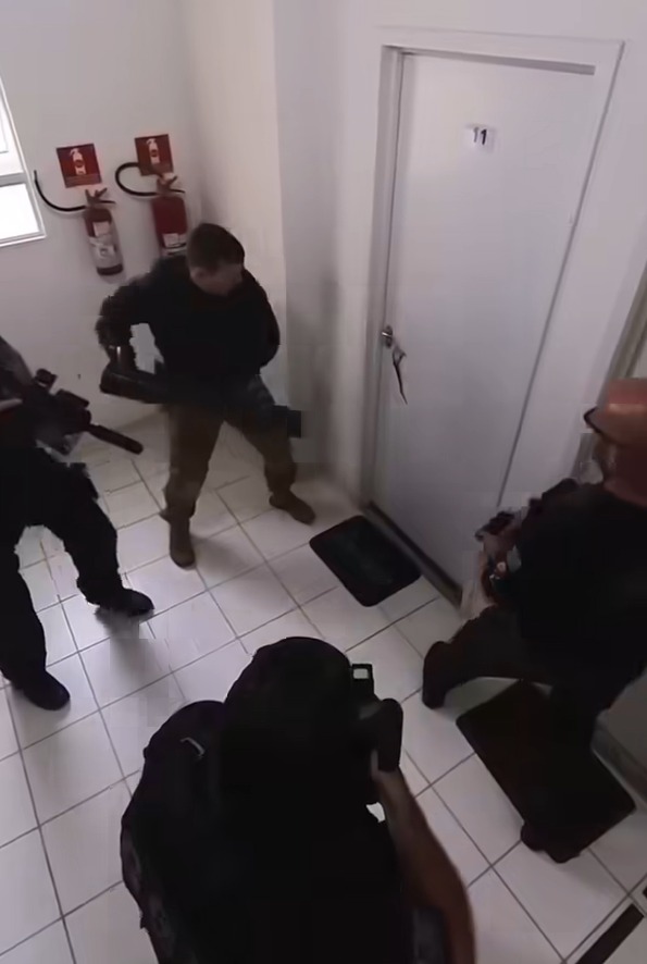 Contó que tenía bitcoin, le robaron y detuvieron 8 sospechosos