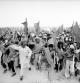 Manifestantes en la Marcha Verde hacia el Sáhara Occidental, 6 de noviembre de 1975