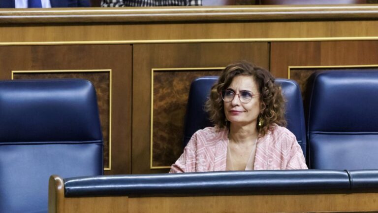 Hacienda controlará los pagos por bizum de autónomos y pymes a partir de enero