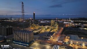 Las dudas del vehículo eléctrico frenan grandes inversiones industriales