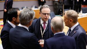 Los líderes europeos buscan la tecla que convenza a Bélgica de usar los activos rusos